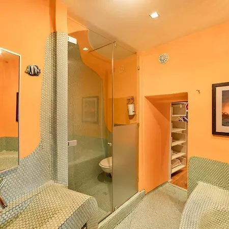 Apartment 18th Century Under Castle Prag